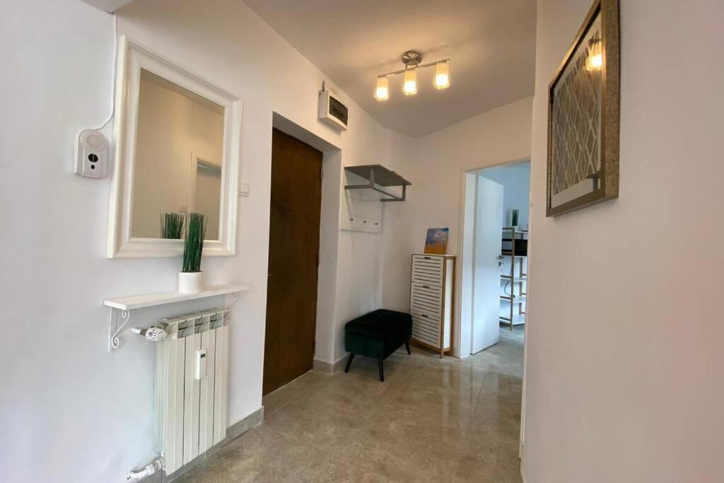 Ferienwohnung New Luxury Flat In Front Of The Parliament At Unirii Bukarest Exterior foto